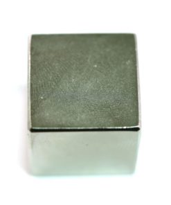 Alternative view of "Applied Magnets" Strong N52 Neodymium Magnet 1 Inch Cube