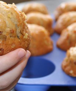 57 04654727 9444 4a11 98f2 4534d9bd4d24