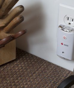 The American Red Cross Blackout Buddy The Emergency Led Flashlight Blackout A.. 10 57 79179b02 4012 4b3b b91d 9d2c5886a442