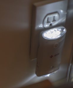 The American Red Cross Blackout Buddy The Emergency Led Flashlight Blackout A.. 11 57 8b496357 fdbf 4e7c 8445 3d27b3201640
