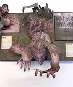 Alternative view of The Walking Dead: The Pop-Up Book