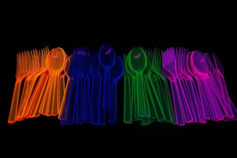 Assorted Neon Blacklight Reactive 48 Piece Plastic Cutlery Set