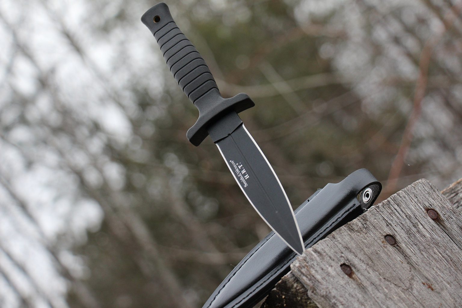 Smith & Wesson SWHRT9B 9in High Carbon S.S. Fixed Blade Knife With 4