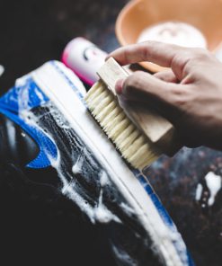 Pink Miracle Shoe Cleaner Kit 8 Oz. Bottle Fabric Cleaner for Leather, Whites, and Nubuck Sneakers 8 81djg7kr7cL