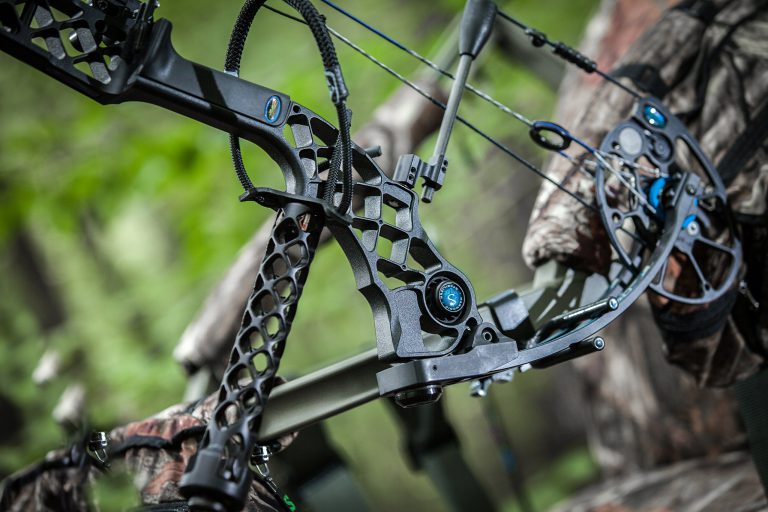 Summit Treestands Universal Bow Holder Pack of 1