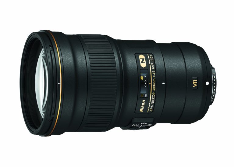 Nikon AF-S FX NIKKOR 300MM f/4E PF ED Vibration Reduction Lens with Auto Focus for Nikon DSLR Cameras - $2,102.95