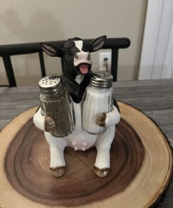 Holstein Cow Glass Salt and Pepper Shaker Set with Holder Figurine in Tabletop Country Kitchen Decor or Decorative Farm Animal Collectible Sculptures As Spice Racks and Rustic Gifts for Farmers 11 71yK8c2h7aL
