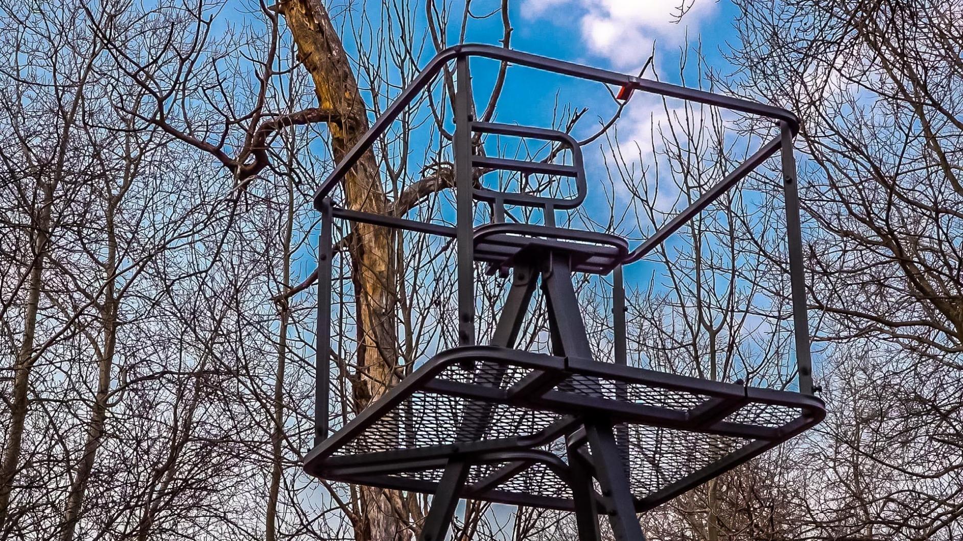 Guide Gear 13' Deluxe Tripod Deer Stand Swiftsly