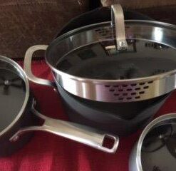 Calphalon 10-Piece Pots and Pans Set, Nonstick Kitchen Cookware with Stay-Cool Stainless Steel Handles and Pour Spouts, Grey 40 312eqnNsML