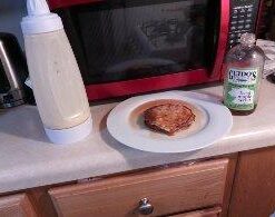 Whiskware Pancake Batter Bottle with BlenderBall Wire Whisk, Pancake Batter Dispenser Bottle for Baking Pancakes, Cupcakes, Muffins, Crepes, and More,White 23 31A1mav8aL