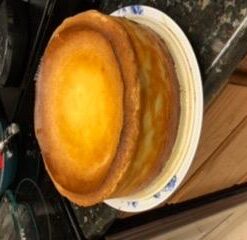 Nordic Ware 9-Inch Springform Pan, 9 Inch, Red 21 31GxDpqo82L