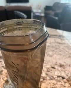 HELIMIX 2.0 Vortex Blender Shaker Bottle Holds Upto 28oz | No Blending Ball or Whisk | USA Made | Portable Pre Workout Whey Protein Drink Shaker Cup | Mixes Cocktails Smoothies Shakes | Top Rack Safe 28 oz Black 31 31RuMtXxxnL