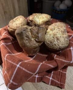 Epica Bellemain Popover Pan for Baking Nonstick Premium Materials, Great for Yorkshire Puddings, Frittatas, Muffins, Quiches, Pudding Cakes, and More 29 31TaY5ty6ML