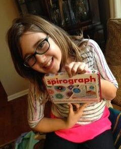 Spirograph Design Set Tin - Spiral Art Kit with Classic Gear Design Kit in a Collectors Tin for Kids Ages 8 and Up 1 Pack (Tin Set) 45 31h5koDT8BL