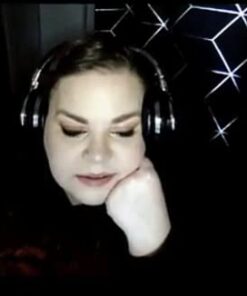 XPCAM Full HD 1080P Webcam with Privacy Shutter and Tripod, Pro Streaming Web Camera with Microphone, Widescreen USB Computer Camera for PC Mac Laptop Desktop 39 31lTgk71P0L