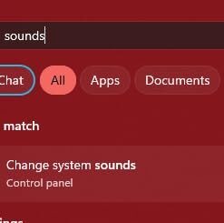 HyperX Cloud Flight - Wireless Gaming Headset, Long Lasting Battery up to 30 Hours, Detachable Noise Cancelling Microphone, Red LED Light, Comfortable Memory Foam, Works with PC, PS4 & PS5 Black, Red 59 31t0 zGdZL