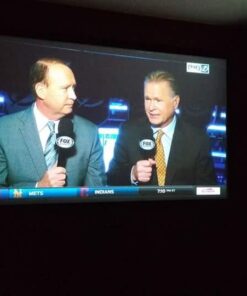 OREI HDMI Splitter 1 in 2 Out - 1x2 HDMI Display Duplicate/Mirror - Powered Splitter Full HD 1080P, 4K @ 30Hz (One Input To Two Outputs) - USB Cable Included - 1 Source to 2 Identical Displays 66 410831etEXL