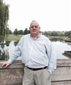 VSVO US American Flag 4x6 ft - Heavyweight Polyester US Outdoor Indoor Flags - Embroider Stars, Sewn Stripes, Brass Grommets USA Flags USA Flag 4x6 9 411dneXFIKL