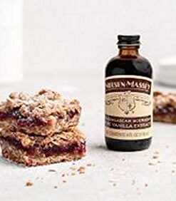Nielsen-Massey Madagascar Bourbon Pure Vanilla Extract for Baking and Cooking, 32 Ounce Bottle with Gift Box 32 Fl Oz 17 412mfSiYZlS