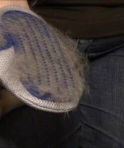 Mr. Peanut's Grooming Glove Brush and Deshedding Aid - Pet Hair Remover Mitt - for Long and Short Hair Grooming of Dogs, Horses, Bunnies and Some Agreeable Cats 47 418KOVBShkL