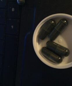 FRESH HEALTHCARE Premium Chlorella Supplement, 1200mg Pure Vegan Powder Capsules, 180 Chlorophyll and CFG Pills, Natural Detox Superfood, Naturally Contains B Vitamins and Minerals 31 41B0AkQZ2GL