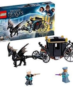 LEGO Fantastic Beasts: The Crimes of Grindelwald - Grindelwald’s Escape 75951 Building Kit (132 Pieces) (Discontinued by Manufacturer) 38 41FCB9lMjdL