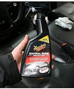 Meguiar's Natural Shine Protectant Spray - Car Interior Protectant for a Clean and Natural Shine - Cleans, Shines and Protects Interior Rubber, Plastic and Vinyl - Superior UV Protection, 16 Oz 26 41J5 uyU2L