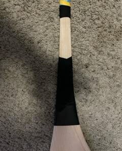 EAGLES Hockey Tape Multipurpose Cloth Tape Roll for Ice & Roller Hockey Stick, Blade & Handle Protector - Strong Over Grip for Lacrosse Baseball Bat Sports Gifts, Accessories, Equipment 2x Black 38 41jVCgVbRqL