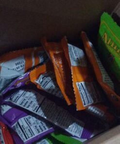 Annie's Organic Bunny Fruit Snacks, Variety Pack, 24 Pouches, 0.8 oz Each - Packaging May Vary 0.8 Ounce (Pack of 24) 50 41rNjQPMGL