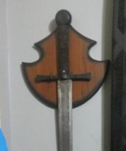 SZCO Supplies Universal Crest Sword Plaque Hanger W/Hardware, brown, One Size (210653) 28 41vy7C0pQXL