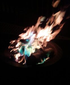 Mystical Fire Flame Colorant Vibrant Long-Lasting Pulsating Flame Color Changer for Indoor or Outdoor Use 0.882 oz Packets 6 Pack 32 41zvHZfERXL