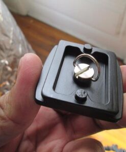 Neewer Carbon Fiber 66 inches/168 centimeters Camera Tripod Monopod with 360 Degree Ball Head,1/4 inch Quick Shoe Plate,Bag for DSLR Camera,Video Camcorder,Load up to 26.5 pounds/12 kilograms 151 512stDg7dFL