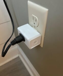 Kasa Smart Plug HS103P3, Smart Home Wi-Fi Outlet Works with Alexa, Echo, Google Home & IFTTT, No Hub Required, Remote Control,15 Amp,UL Certified, 3-Pack , White Mini, 3-Pack 32 514mQ2MhmCL