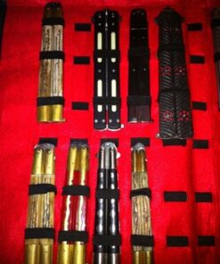 UNITED CUTLERY Large Knife Roll - PVC Exterior, Felt Interior, Carrying Handle, Holds Up to 50 Knives of Different Sizes, Quick-Release Buckle Straps 23 515gZbCErTL