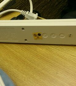 Belkin Power Strip Surge Protector - 6 AC Multiple Outlets, 2 ft Long Heavy Duty Metal Extension Cord for Home, Office, Travel, Computer Desktop & Phone Charging Brick - 200 Joules, White (2 Pack) 2-Pack 19 516CPzt7HkL