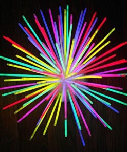 VIVII Glowsticks, 100 Light up Toys Glow Stick Bracelets Mixed Colors Party Favors Supplies (Tube of 100) 35 516SPficZyL
