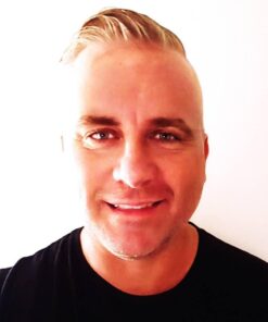 Daring Greatly: How the Courage to Be Vulnerable Transforms the Way We Live, Love, Parent, and Lead 30 518XilMqloL