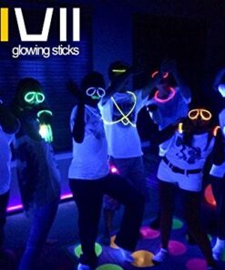 VIVII Glowsticks, 100 Light up Toys Glow Stick Bracelets Mixed Colors Party Favors Supplies (Tube of 100) 30 51CnvuYyQeL