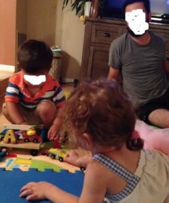 Melissa & Doug Magnetic Car Loader Wooden Toy Set With 4 Cars and 1 Semi-Trailer Truck - Crane Wooden Toy, Vehicle Toys For Kids Ages 3+ 41 51DPHOv7QKL