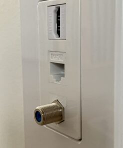 Alternative view of Leviton 41643-W QuickPort Decora Insert, 3-Port, White