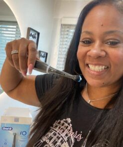 Oral-B iO Series 3 Limited Rechargeable Electric Powered Toothbrush, Black with 2 Brush Heads and Travel Case - Visible Pressure Sensor to Protect Gums - 3 Modes - 2 Minute Timer 57 51LmRmVWrtL