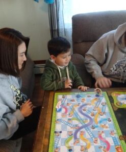 Hasbro Gaming Chutes and Ladders Board Game for 2 to 4 Players Kids Ages 3 and Up (Amazon Exclusive) 29 51MnU uqutL