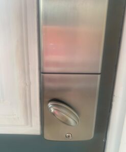 Kwikset 92640-001 Contemporary Electronic Keypad Single Cylinder Deadbolt with 1-Touch Motorized Locking, Satin Nickel, 8 x 4 x 6 35 51QoRyToTyL