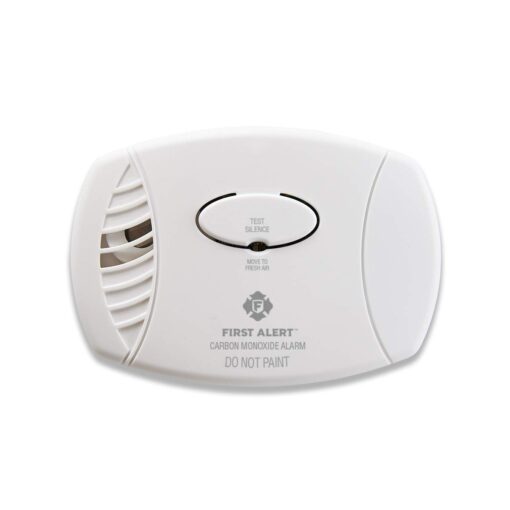 First Alert CO605 Plug-In Carbon Monoxide Detector with Battery Backup , White 1-Pack Alarm