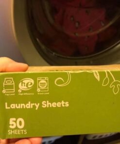 Sheets Laundry Club - As Seen On Shark Tank - Laundry Detergent - (Up to 100 Loads) 50 Laundry Sheets- Fresh Linen Scent - No Plastic Jug - New Liquid-Less Technology - Lightweight - Easy To Use - 50 Count (Pack of 1) 46 51RYwRcjzFL