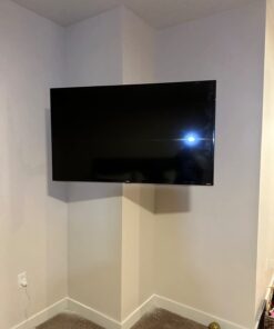 Perlegear Corner TV Wall Mount for Most 26-60 inch TVs up to 99 lbs, Full Motion Corner TV Mount with Dual Articulating Arms, Corner TV Bracket with Swivel Tilt Extension, Max VESA 400x400mm, PGCMF4 47 51TQIqNwpL