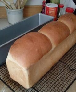 Focus Foodservice 16 by 4-Inch Single Pullman 2-Pound Bread Pan Commercial Bakeware, 2 Pound, Silver 26 51TSKh9JxzL