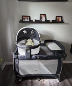 Graco Pack ‘n-Play Travel Dome LX-Playard | Features Portable Bassinet, Redmond w/ Raised Dome 44 51WR3Ykvy7L