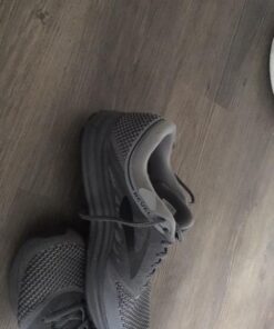 GEAR AID Tenacious Tape 3”x20” Fabric and Vinyl Gear Repair Tape, Quickly Fix Holes and Rips in Puffy Jackets, Rain and Snow Gear, Tents, Sleeping Bag and More, Off-White, 1 Pack 56 51XRNcsaG L