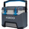 Igloo Heavy-Duty 25 Qt BMX Ice Chest Cooler with Cool Riser Technology Carb/Grey/Blue 14 51YLDydS9NL